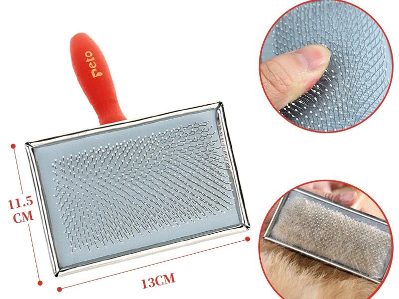  Lược cán gỗ ngắn 