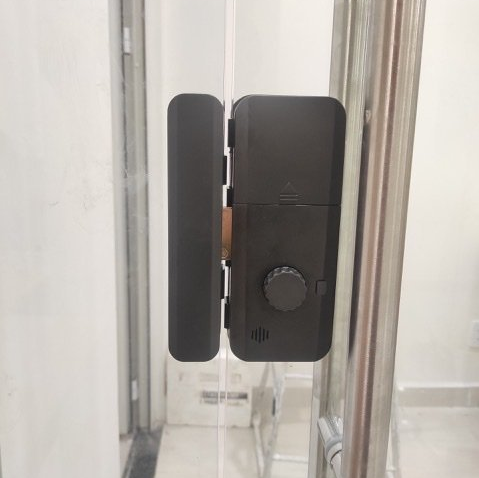 Khóa Cửa Kính Cường Lực Capsule A6