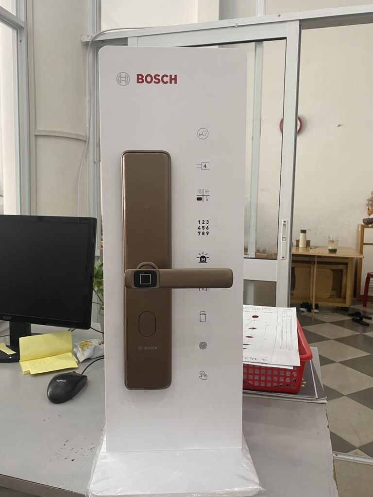 Khóa Cửa Vân Tay Bosch ID 30BKB - Màu Vàng