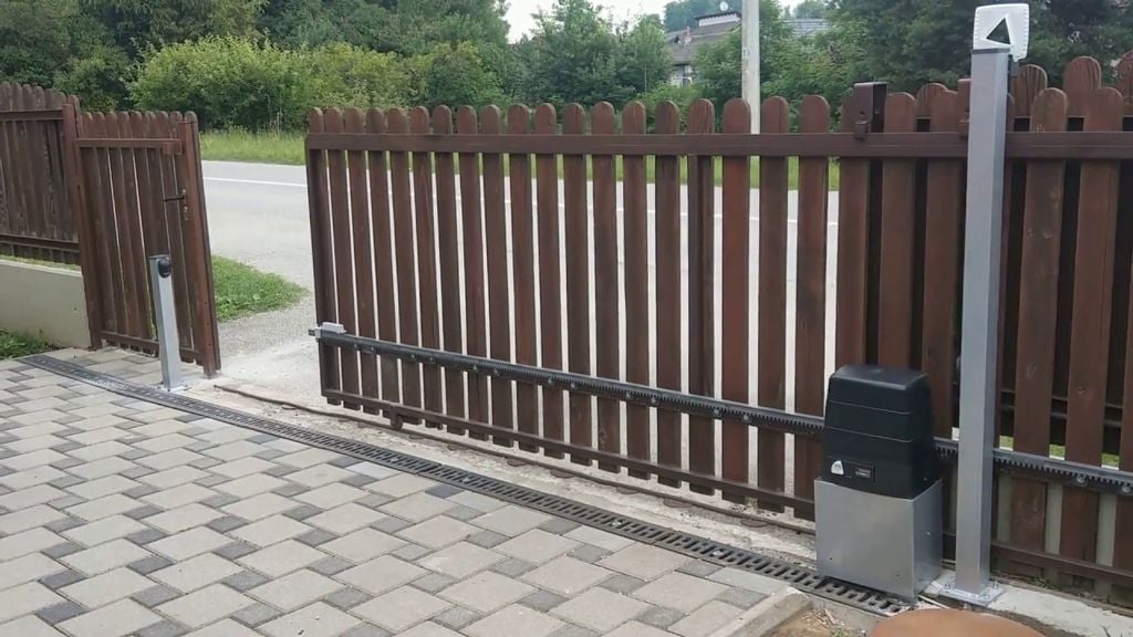 Motor Cổng Trượt Roger KIT BM30/303 24v 400kg Italia