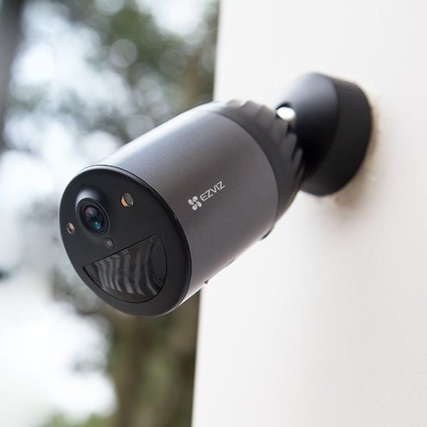 Camera Ezviz BC1C Dùng pin mặt trời
