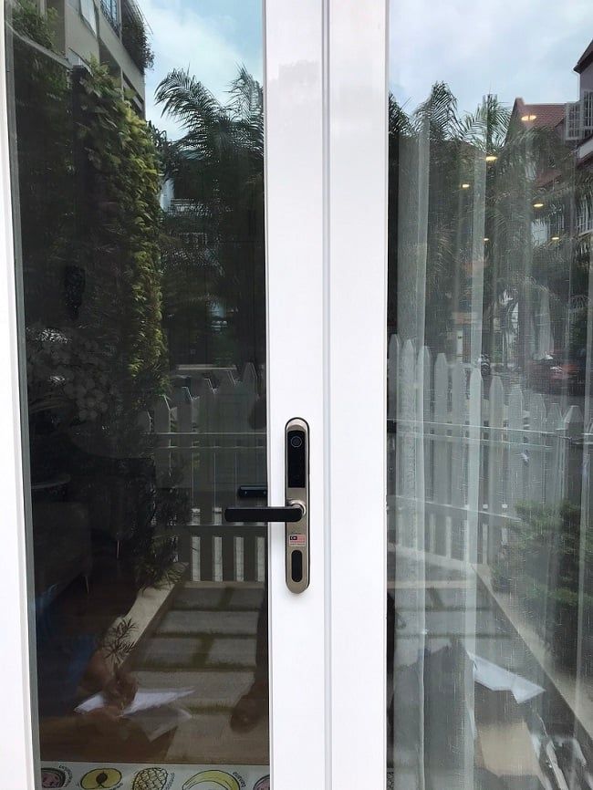 Khóa Vân Tay Cửa Nhôm Demax SL101 Siliver