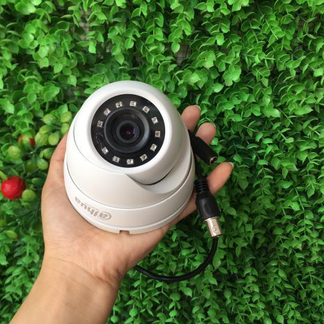  Camera Dahua HAC-HDW1400RP 4.0 Megapixel, hồng ngoại 20m, Ống kính F3.6mm, vỏ plastic IP67 