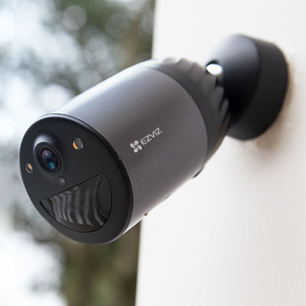 Camera Ezviz BC1C Dùng pin mặt trời