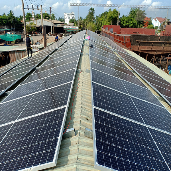  Lắp Đặt Hệ Thống Điện Mặt Trời Hòa Lưới  3 Pha 50KW 