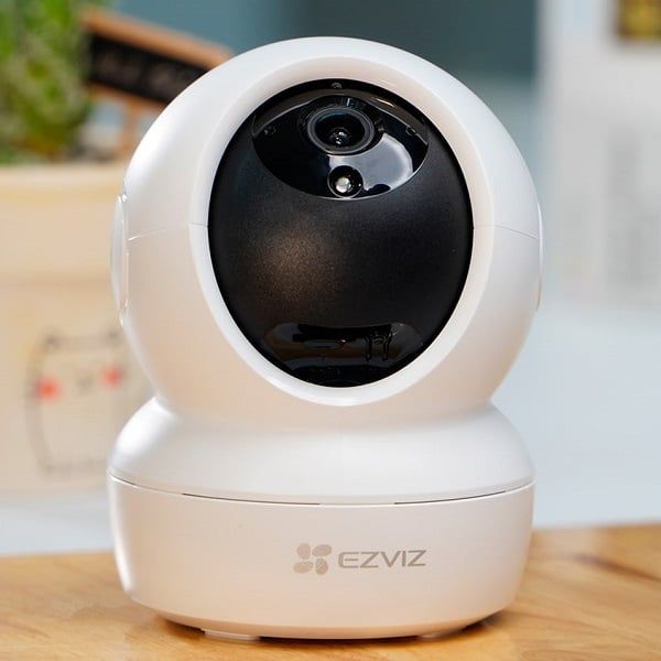 Camera Ezviz H6CPro 2MP xoay 360'