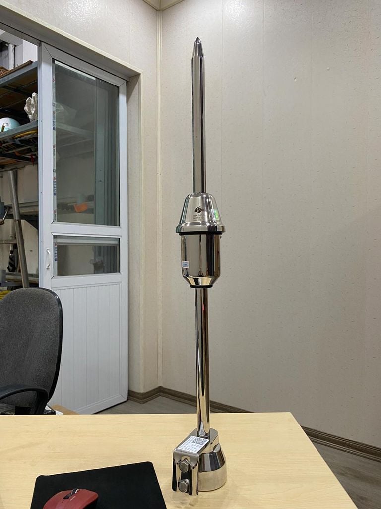 Kim thu sét LIVA LAP-CX 040T Bán kính bảo vệ 61m