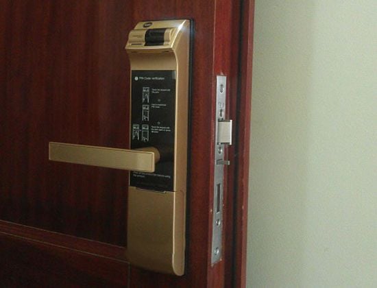 Khóa Vân Tay YALE YDM 4109 ULTIMATE