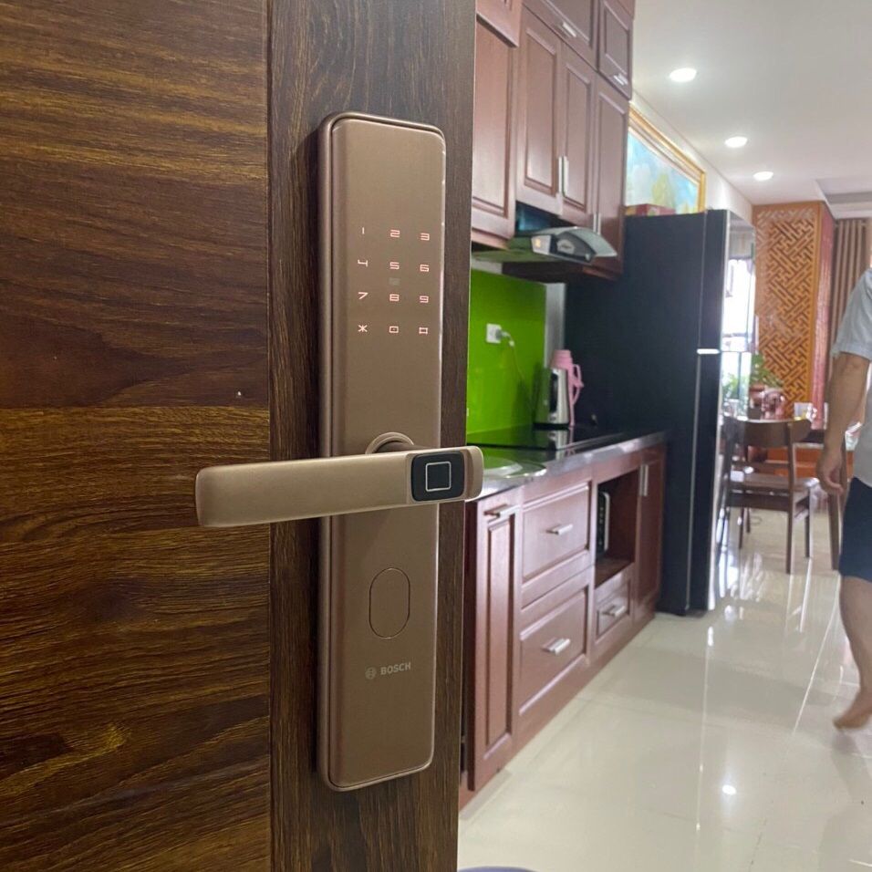 Khóa Cửa Vân Tay Bosch ID 30BKB - Màu Vàng