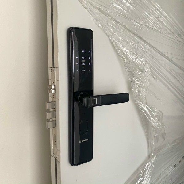 Khóa Cửa Vân Tay Bosch ID 30BKB - Màu Đen