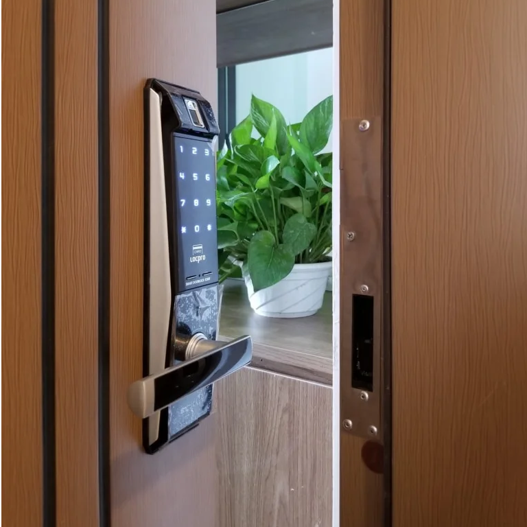 Khóa Cửa Điện Tử Locpro K300F