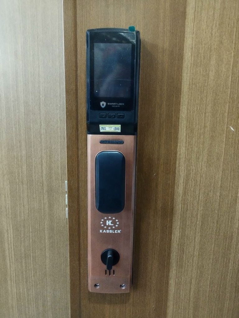 Khóa Nhận Diện Khuôn Mặt Kassler KL-828F FaceID