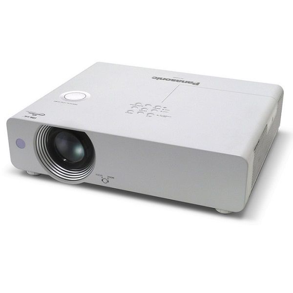 Máy chiếu Panasonic PT-DX820BA