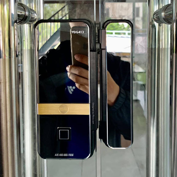 Khóa Vân Cửa Kính YALE YDG 413A