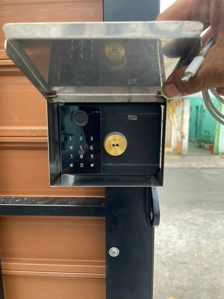 Khóa Cửa Sắt Vân Tay 2 Mặt Kassler KL 579 - Chống Nước