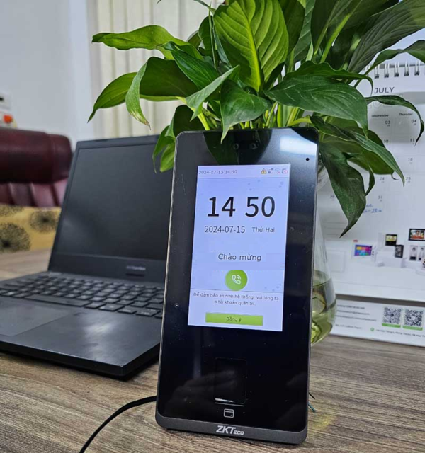 Máy Chấm Công Khuôn Mặt Zkteco Senseface 4A