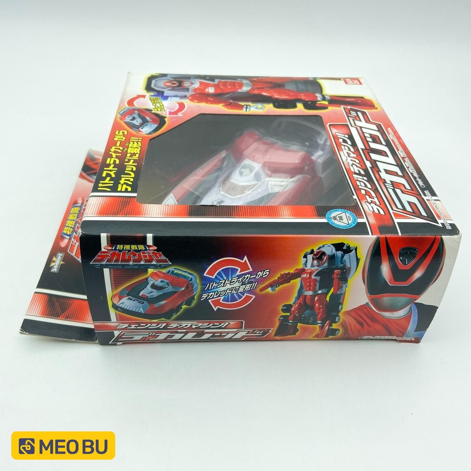  Rô bốt Deka Đỏ - Biến hình từ xe đua 