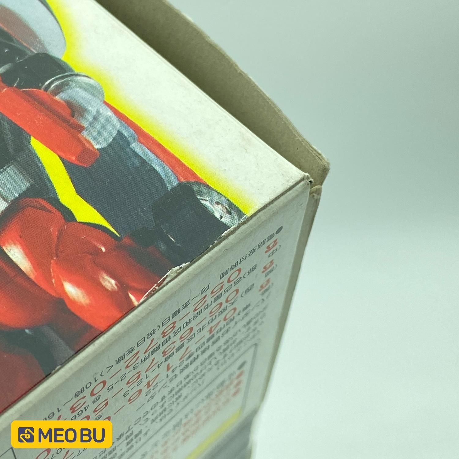 Rô bốt Deka Đỏ - Biến hình từ xe đua