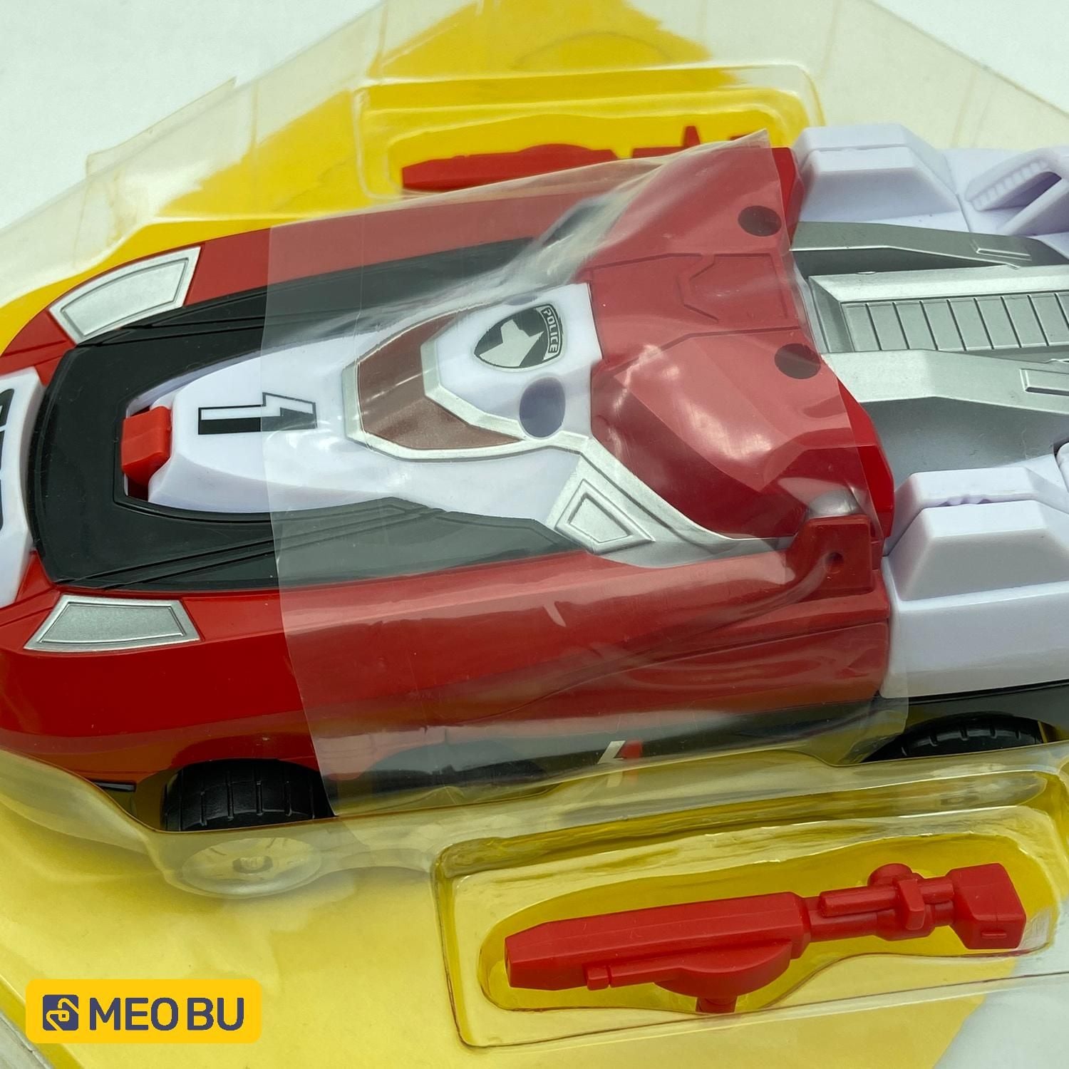 Rô bốt Deka Đỏ - Biến hình từ xe đua