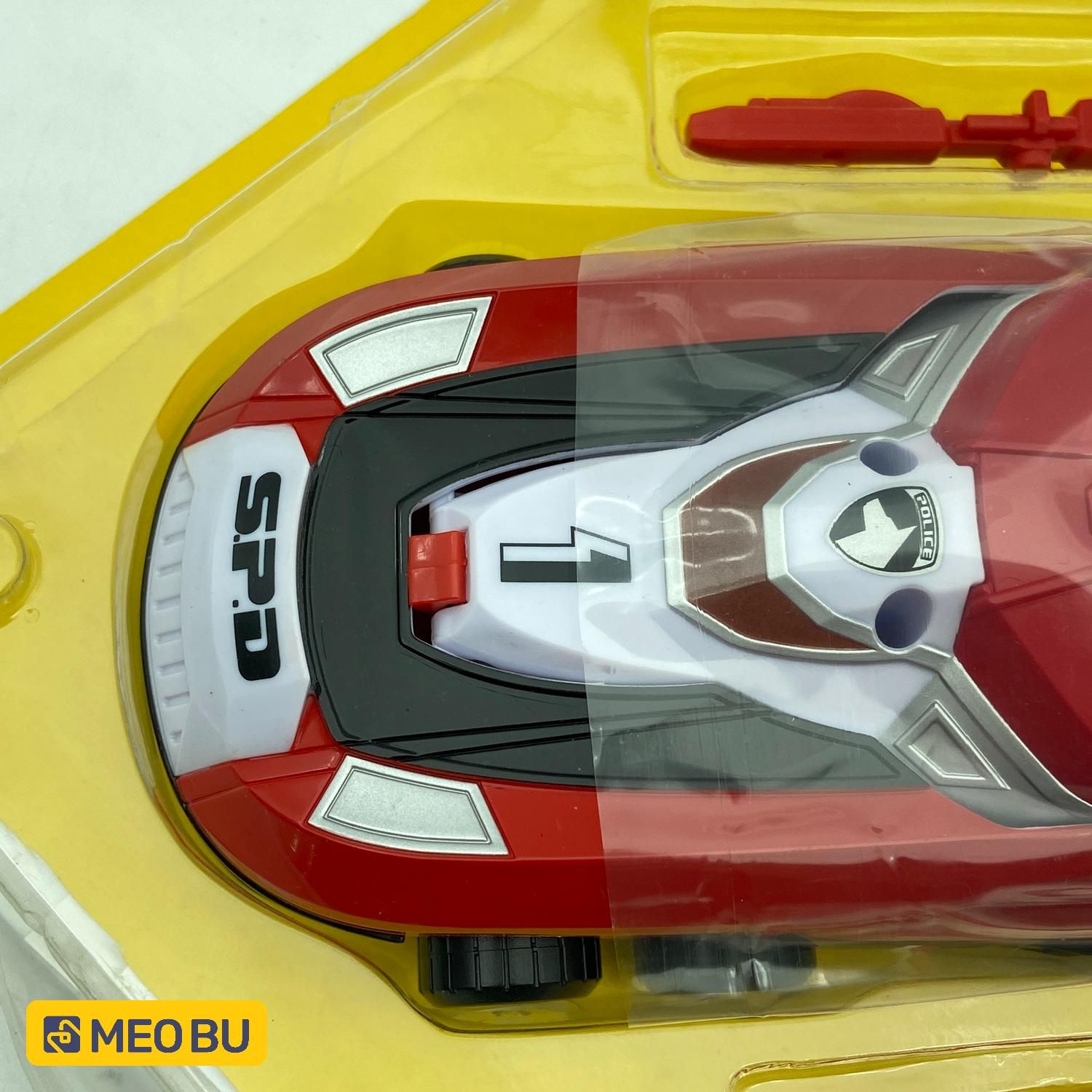 Rô bốt Deka Đỏ - Biến hình từ xe đua