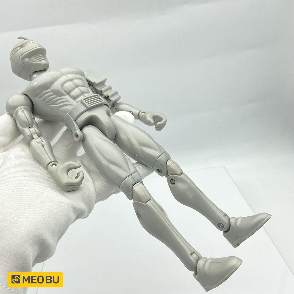 Nguyễn mẫu Boukenger Silver Protype