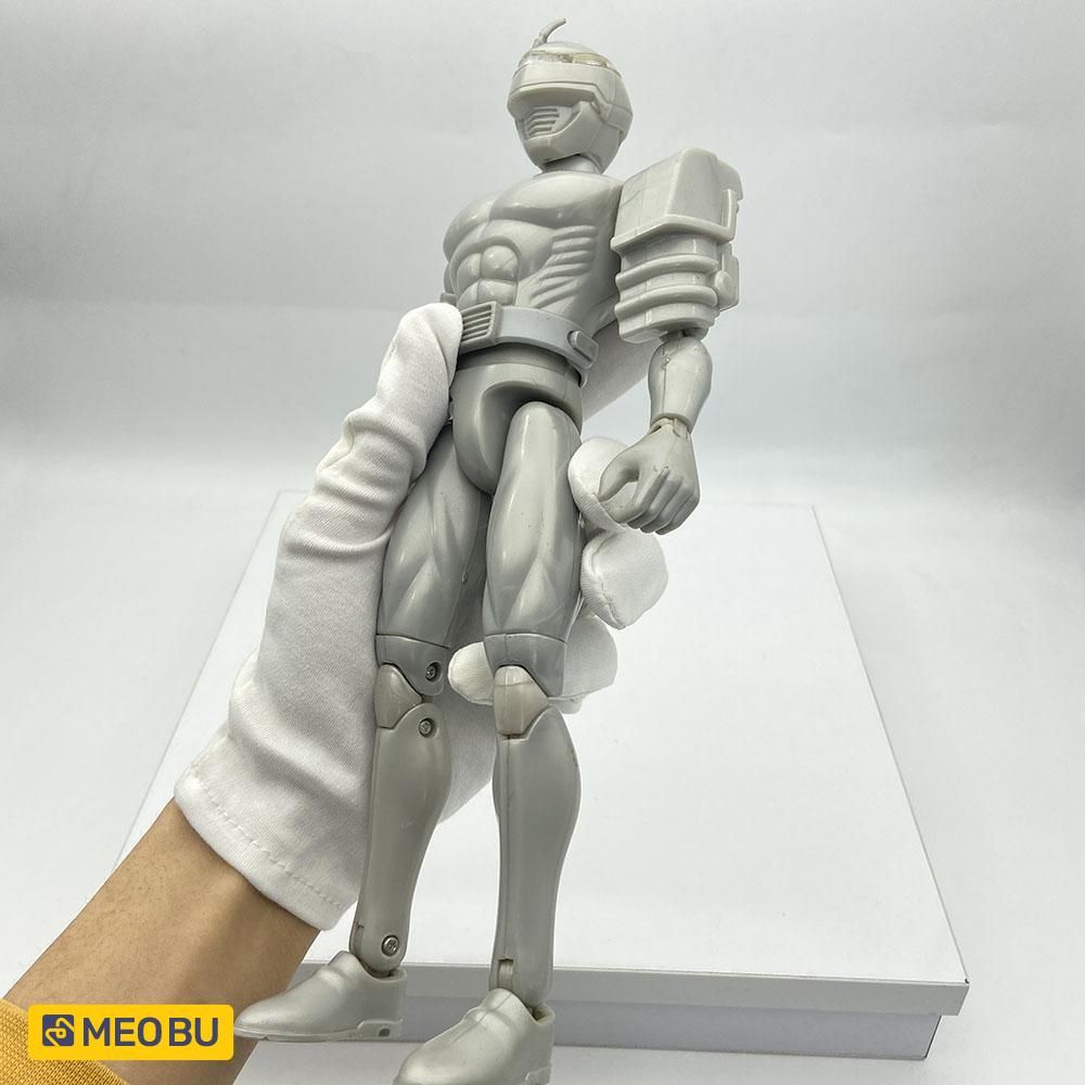 Nguyễn mẫu Boukenger Silver Protype