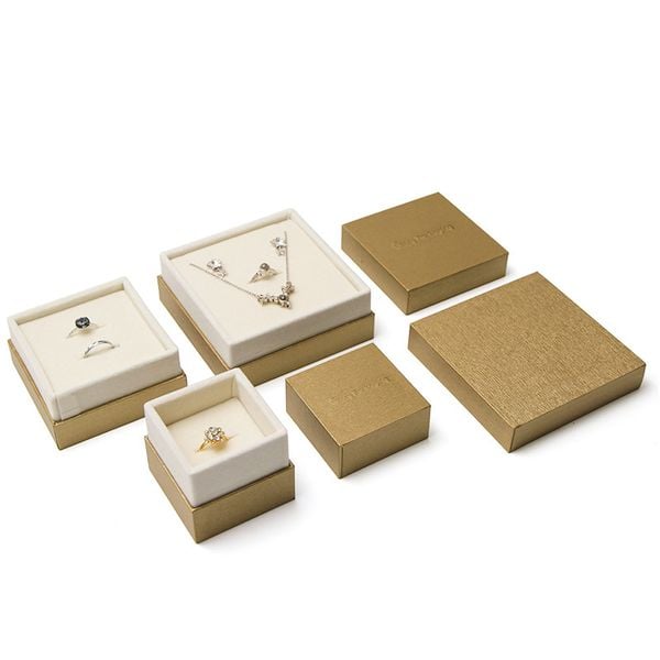  Hộp cứng âm dương trang sức dập nổi logo 