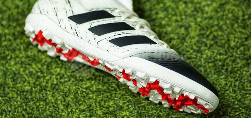 ADIDAS NEMEZIZ TANGO 18.3 TF D97986 TR NG EN Giay bong a chin Giay a banh chinh hang