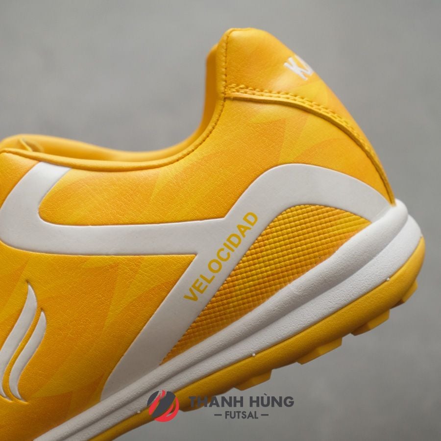 KAMITO CỎ NHÂN TẠO VELOCIDAD PRO TF FIRE BACK - KMTF240230 - VÀNG/TRẮNG