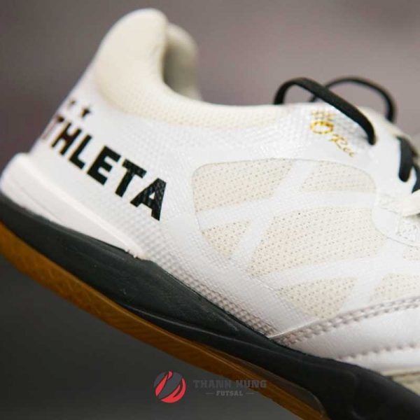 Tenis futsal athleta best sale falcao