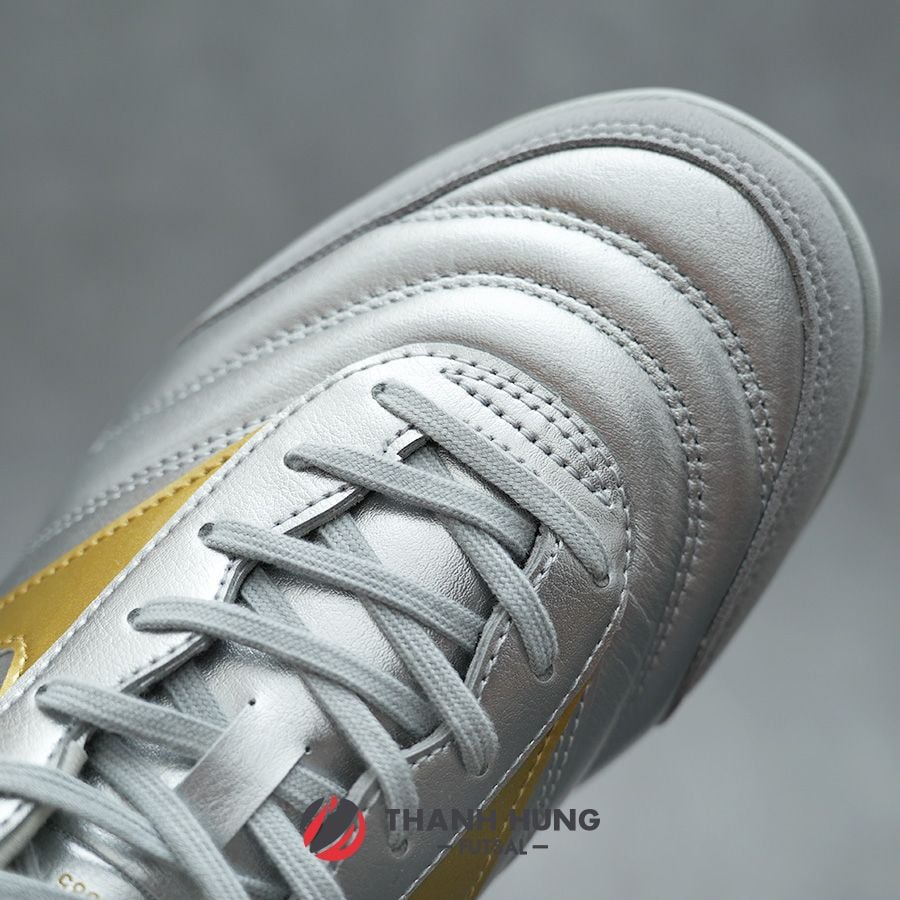 MIZUNO MORELIA SALA ELITE TF - Q1GB251204 - BẠC/VÀNG