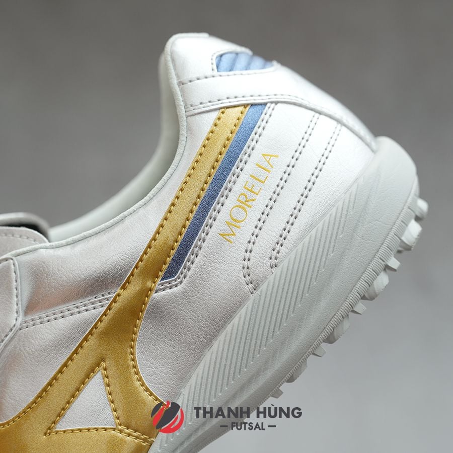 MIZUNO MORELIA SALA JAPAN TF - Q1GB251104 - BẠC/VÀNG