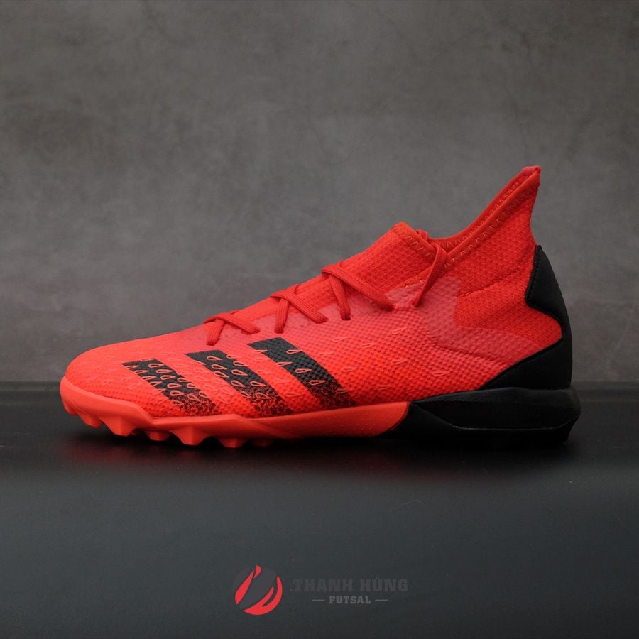 adidas predators freak 3