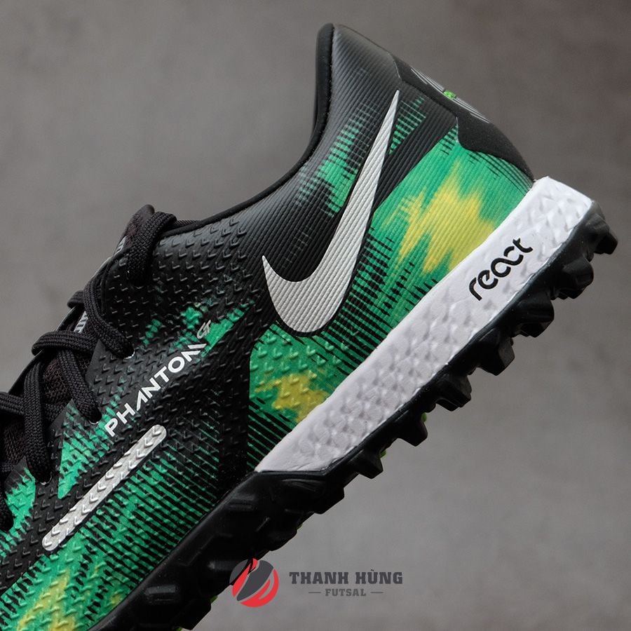 GIÀY SÂN CỎ NHÂN TẠO NIKE REACT PHANTOM GT2 PRO TF - DM0735 GIÀY SÂN CỎ NHÂN TẠO NIKE REACT PHANTOM GT2 PRO TF - DM0735