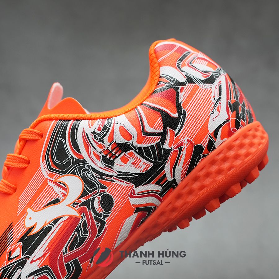GIÀY ĐÁ BÓNG TRẺ EM ZOCKER KIÊN CƯỜNG TF SNS 007 - CAM/ĐEN