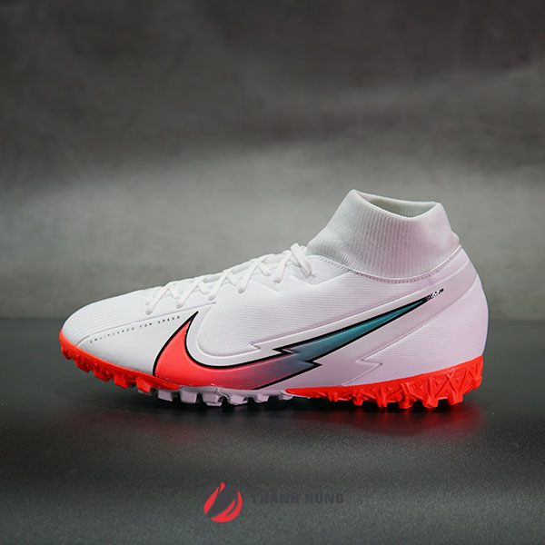 NIKE MERCURIAL SUPERFLY 7 ACADEMY TF – AT7978-163 – TRẮNG / ĐỎ/ XANH