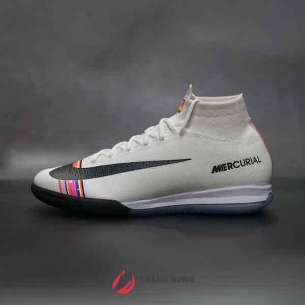 NIKE MERCURIAL SUPERFLYX VI ELITE IC AJ3571 009 TR NG EN Giay b Giay a banh chinh hang