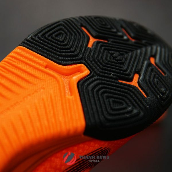 Nike Mercurial VaporX XII Pro IC AH7387-810 – Cam