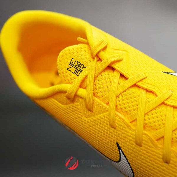 Nike MercurialX Vapor XII Academy Neymar TF – AO3121-710 – Vàng