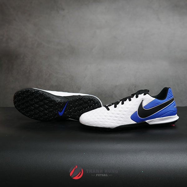 NIKE TIEMPO LEGEND 8 ACADEMY TF – AT6100-104 – TRẮNG / XANH DƯƠNG