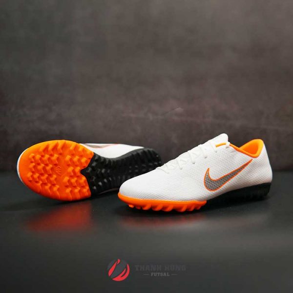 NIKE VAPORX 12 ACADEMY TF  – AH7384-107 – TRẮNG/CAM