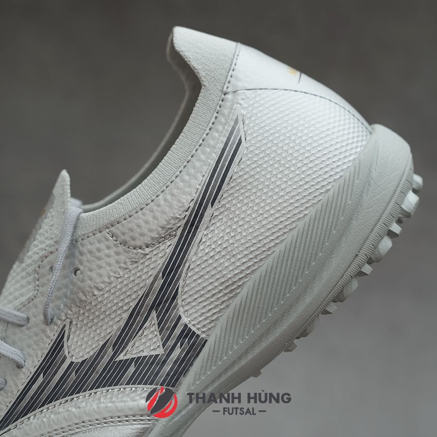 GIÀY SÂN CỎ NHÂN TẠO MIZUNO MORELIA NEO SALA β JAPAN TF