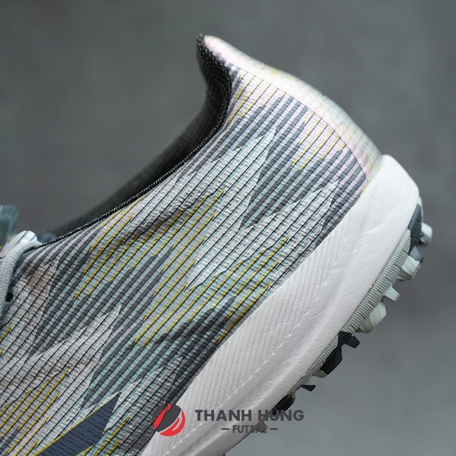 MIZUNO ALPHA 2 ELITE AS - P1GD256204 - TRẮNG/BẠC