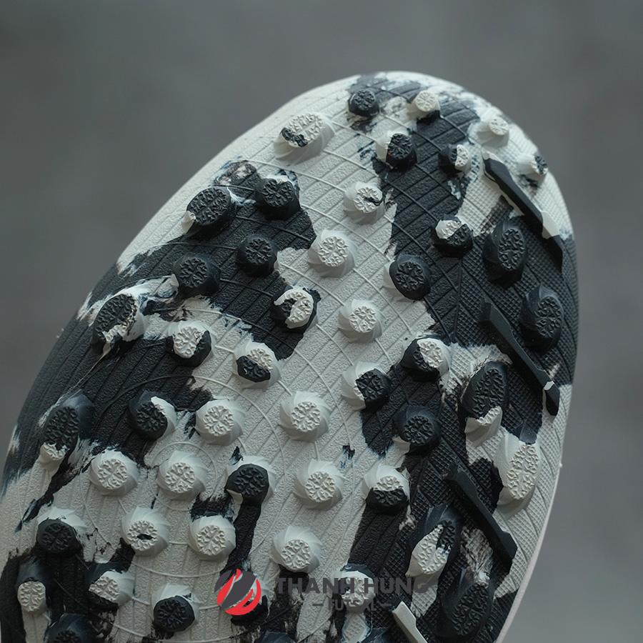 MIZUNO ALPHA 2 ELITE AS - P1GD256204 - TRẮNG/BẠC