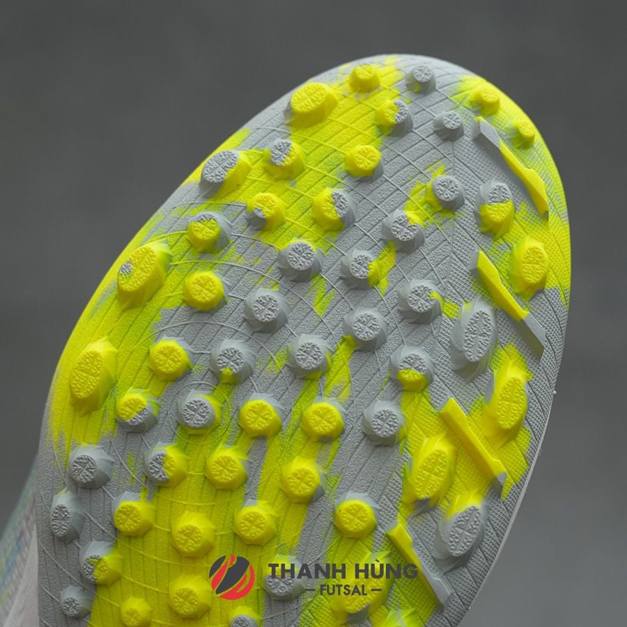 MIZUNO ALPHA 2 ELITE AS - P1GD256209 - TRẮNG/BẠC/XANH