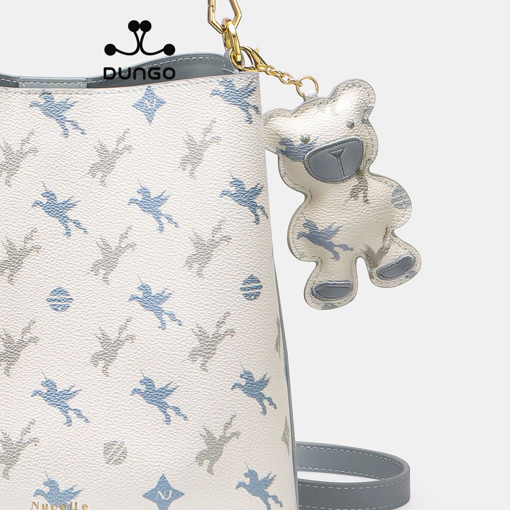 Túi Xách Bucket Nucelle Monogram Ngựa Một Sừng Kèm Charm Gấu Xanh NU1172073-16