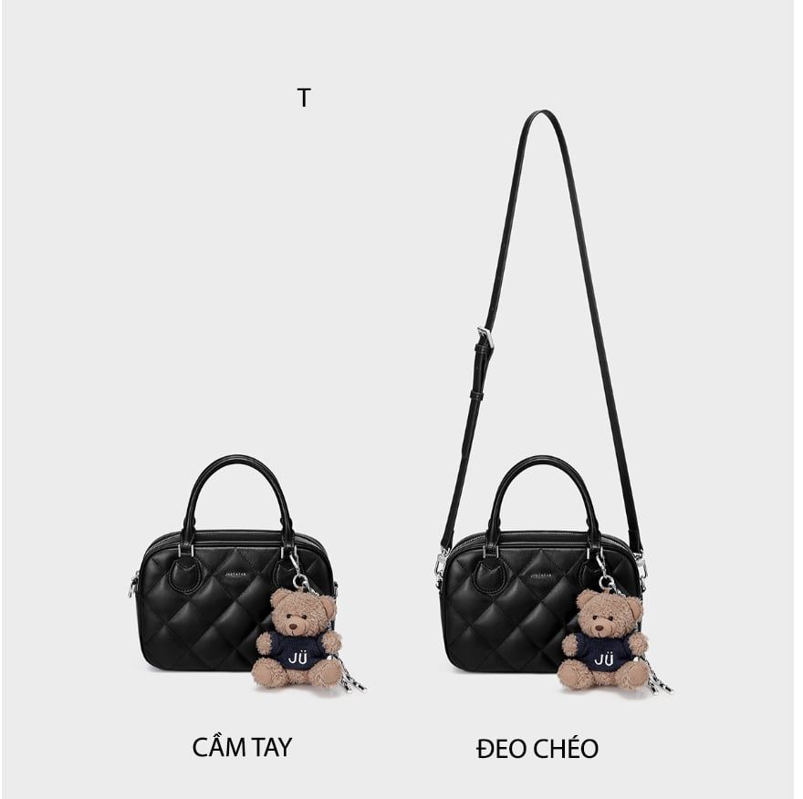 Túi Xách Chần Trám Mềm JU173099-48 Charm Gấu Da Trắng