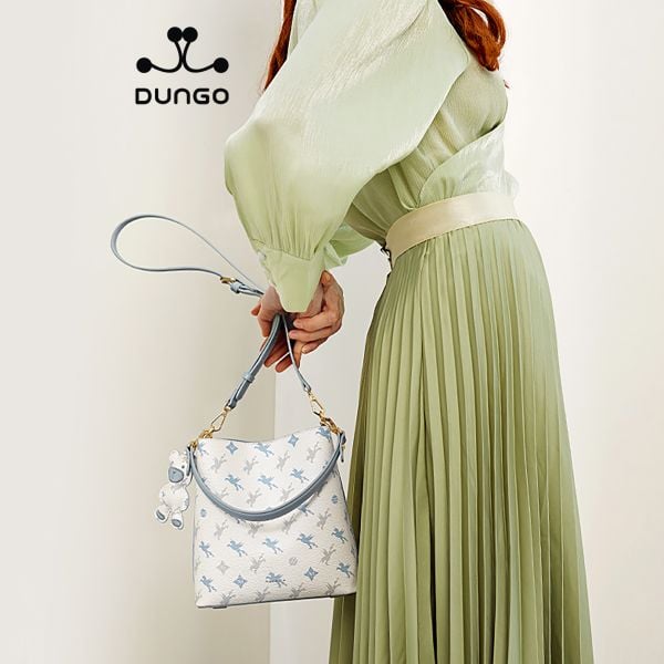  Túi Xách Bucket Nucelle Monogram Ngựa Một Sừng Kèm Charm Gấu Xanh NU1172073-16 