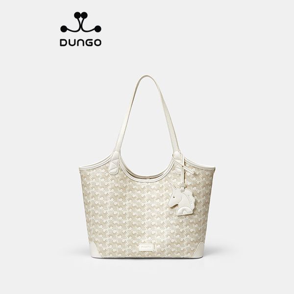  Túi Tote 13 inch Charm Ngựa NU1172192-48K Màu Kem 