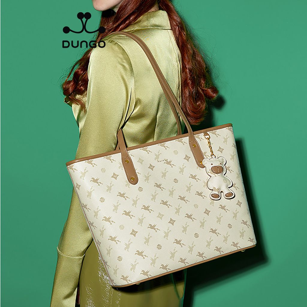 Túi Tote NUCELLE Monogram Kem Charm Gấu NU1171966-21